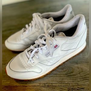 Size 11.5 Womens Reebok White Princess tennis shoes